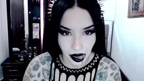 Emerald Black online show from March 10, 2025, 1:21 pm