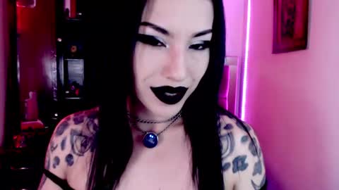 Snapshot of emearld_black chatting on July 7, 2026, 4:59 am Emerald Black online show from July 7, 2026, 4:59 am