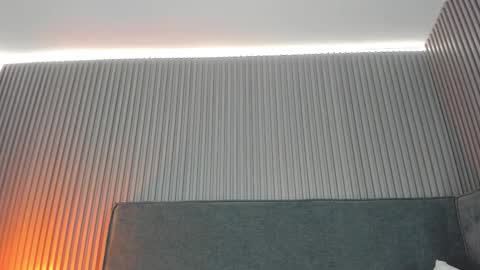 Snapshot of emelie_89 chatting on November 28, 2025, 11:35 am emelie_89 online show from November 28, 2025, 11:35 am