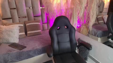 Emily  online show from January 15, 2025, 1:23 am