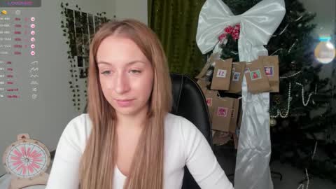 emelia online show from December 16, 2025, 8:47 pm