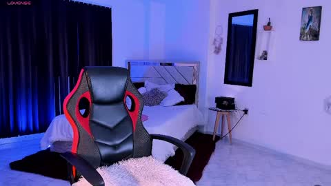 Emely Rous online show from March 31, 2026, 5:08 am