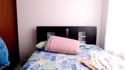 emely_sexx online show from December 30, 2024, 7:11 pm