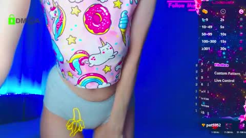 Snapshot of emelycrystal chatting on November 5, 2025, 1:38 am Emely online show from November 5, 2025, 1:38 am