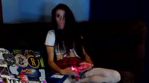 Snapshot of emi_dean87 chatting on September 28, 2025, 4:29 am Emi dean online show from September 28, 2025, 4:29 am
