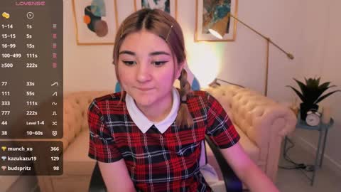 Snapshot of emi_joy chatting on January 22, 2025, 6:41 pm  Emily  follow me  online show from January 22, 2025, 6:41 pm