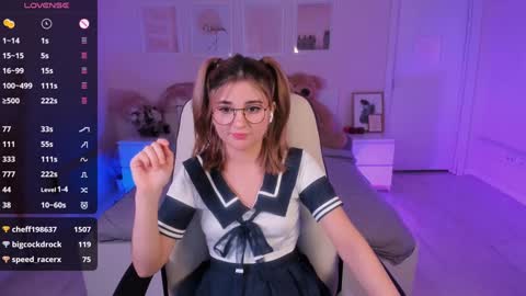 Snapshot of emi_joy chatting on February 5, 2025, 3:23 am  Emily  follow me  online show from February 5, 2025, 3:23 am