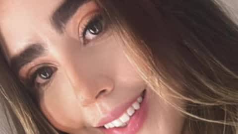 emi_royse online show from May 12, 2026, 5:10 pm