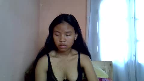 Snapshot of emiehottie chatting on May 17, 2026, 6:00 am Ami online show from May 17, 2026, 6:00 am