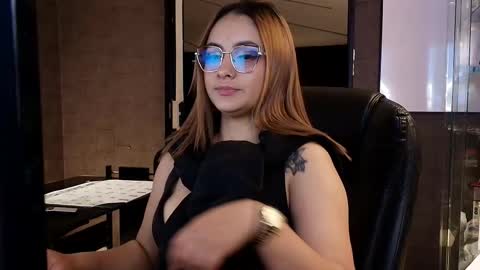 Emily online show from October 8, 2025, 10:57 am