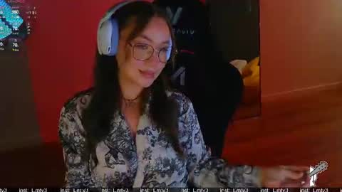 Emili online show from July 28, 2026, 11:39 am
