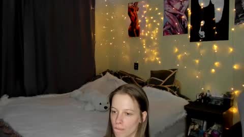 Snapshot of emili_sweet__ chatting on February 16, 2025, 1:47 am emili_sweet__ online show from February 16, 2025, 1:47 am