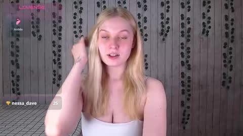 Amili online show from October 23, 2025, 11:42 am