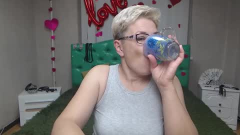 EmiliaGree online show from October 13, 2025, 5:13 pm