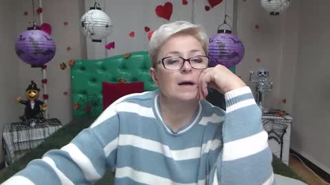 EmiliaGree online show from October 27, 2025, 6:12 pm