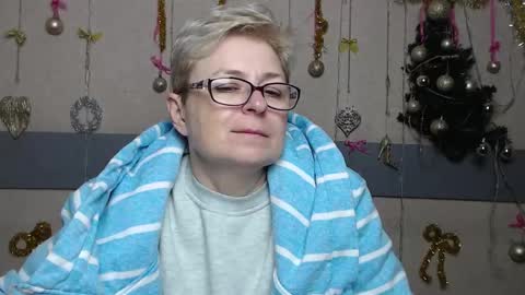 Snapshot of emiliagree chatting on January 14, 2026, 6:24 pm EmiliaGree online show from January 14, 2026, 6:24 pm