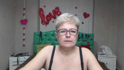 Snapshot of emiliagree chatting on January 31, 2026, 8:18 pm EmiliaGree online show from January 31, 2026, 8:18 pm