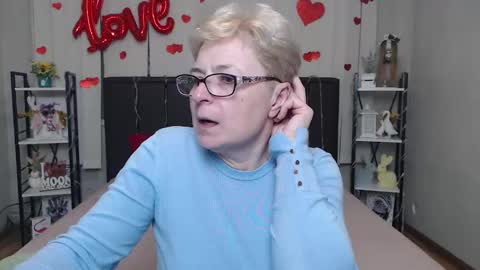 Snapshot of emiliagree chatting on February 3, 2026, 6:35 pm EmiliaGree online show from February 3, 2026, 6:35 pm