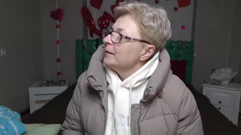 Snapshot of emiliagree chatting on February 6, 2026, 6:22 pm EmiliaGree online show from February 6, 2026, 6:22 pm