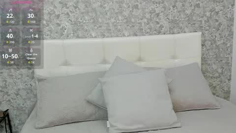 Emilie online show from June 5, 2026, 12:33 pm