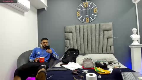 Snapshot of emilio_brandon chatting on January 6, 2026, 11:03 am Emilio online show from January 6, 2026, 11:03 am