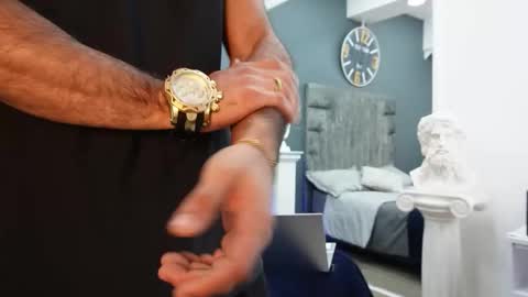 Snapshot of emilio_brandon chatting on February 6, 2026, 11:35 am Emilio online show from February 6, 2026, 11:35 am