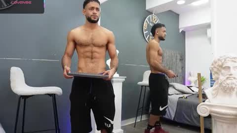 Snapshot of emilio_brandon chatting on February 7, 2026, 11:36 am Emilio online show from February 7, 2026, 11:36 am