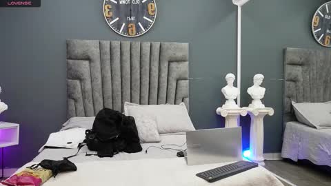 Snapshot of emilio_brandon chatting on February 13, 2026, 11:28 am Emilio online show from February 13, 2026, 11:28 am