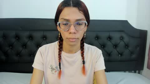 emilirosee online show from April 9, 2026, 5:51 pm