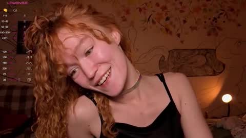 Emi  online show from September 26, 2025, 9:35 am