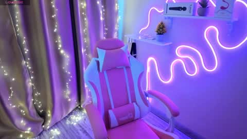 Emiliya online show from February 24, 2025, 8:06 am