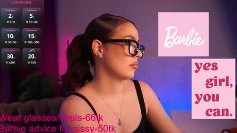 Snapshot of emiliyaroude chatting on November 7, 2025, 1:11 pm Emiliya online show from November 7, 2025, 1:11 pm