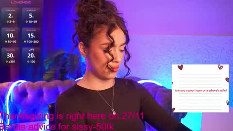 Snapshot of emiliyaroude chatting on November 19, 2025, 2:06 pm Emiliya online show from November 19, 2025, 2:06 pm