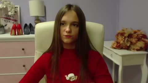 Emilly online show from December 7, 2024, 7:38 am