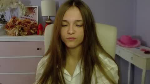 Emilly online show from March 7, 2025, 7:52 am