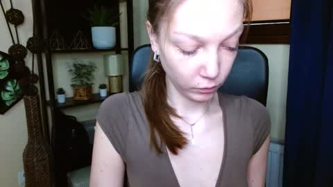 Emilly online show from March 16, 2026, 6:39 am