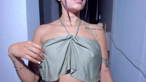 emilly online show from May 25, 2026, 7:47 am