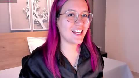 Emily online show from December 14, 2025, 2:50 am