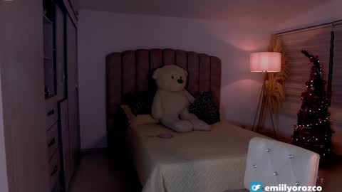  emily valentina     online show from December 4, 2025, 1:48 am