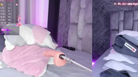 Snapshot of emily___fox chatting on November 25, 2025, 12:05 pm Emily online show from November 25, 2025, 12:05 pm