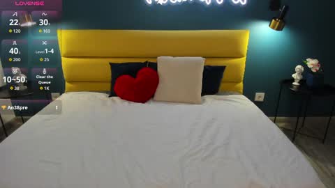 Snapshot of emily_amorre chatting on July 10, 2026, 1:43 am Emily 3 online show from July 10, 2026, 1:43 am