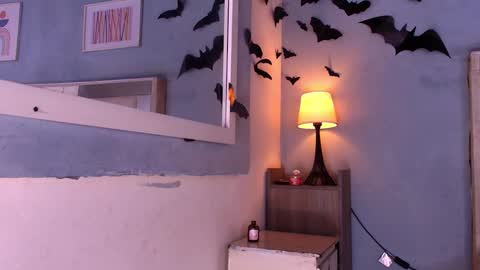 emily_castillo1_ online show from November 11, 2025, 4:12 am