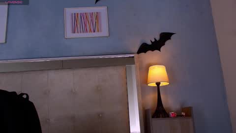 Snapshot of emily_castillo1_ chatting on December 2, 2025, 3:45 am emily_castillo1_ online show from December 2, 2025, 3:45 am