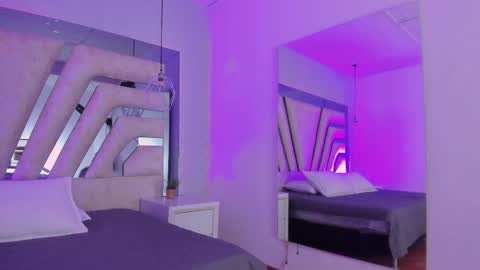 Emily online show from November 22, 2025, 11:31 am