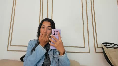 Snapshot of emily_gaviria1 chatting on May 10, 2026, 12:10 pm emily_gaviria1 online show from May 10, 2026, 12:10 pm