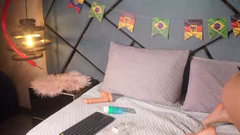 emily_greco online show from June 19, 2026, 11:58 am