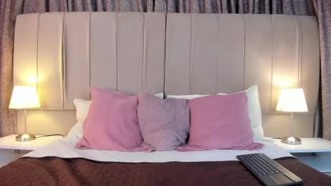 Snapshot of emily_gv chatting on December 16, 2025, 6:02 pm Emily online show from December 16, 2025, 6:02 pm