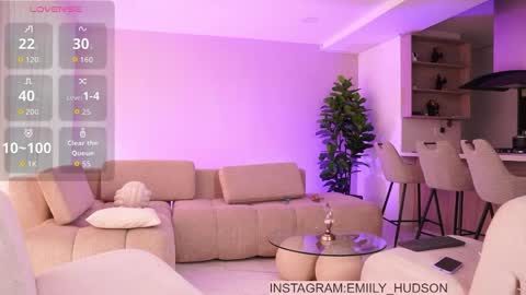 independet model online show from April 9, 2026, 7:30 pm