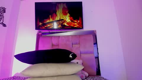 Snapshot of emily_lady20 chatting on December 23, 2024, 4:50 pm emily lady20 Independient modelIndependiente online show from December 23, 2024, 4:50 pm
