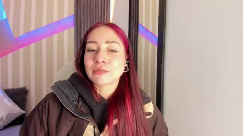 Snapshot of emily_layton chatting on November 14, 2025, 2:49 pm Emily online show from November 14, 2025, 2:49 pm